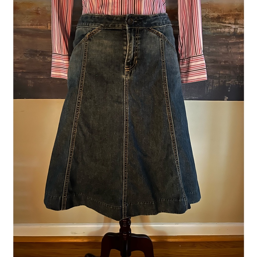 Vintage Gap denim A line skirt, distressed - Picture 3 of 12